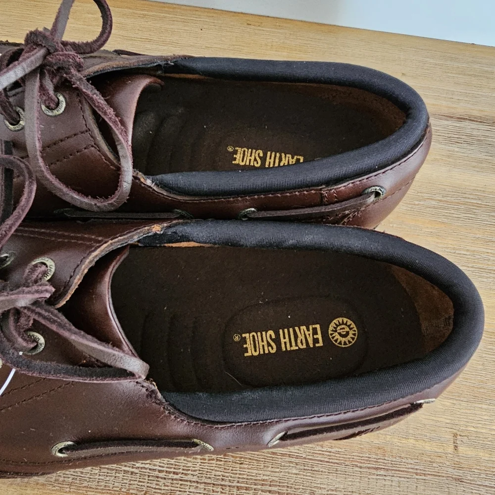 NWOT EARTH SHOE Grayson Mens Brown Leather Slip On Boat Shoes